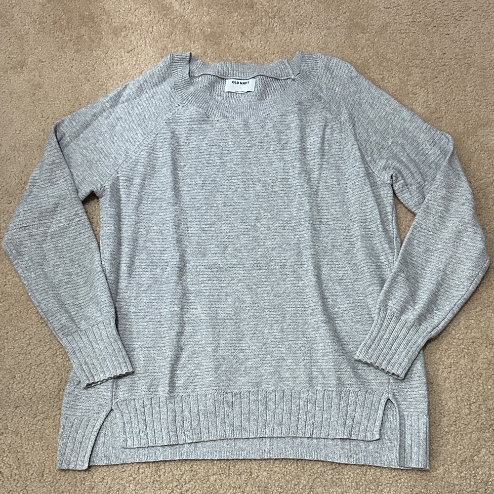 Old Navy Heather Gray Crew Neck Raglan Sweater